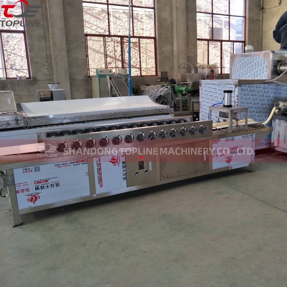 Automatic Fried Shrimp Chips Making Machine Puff Cracker Extruder Production Line